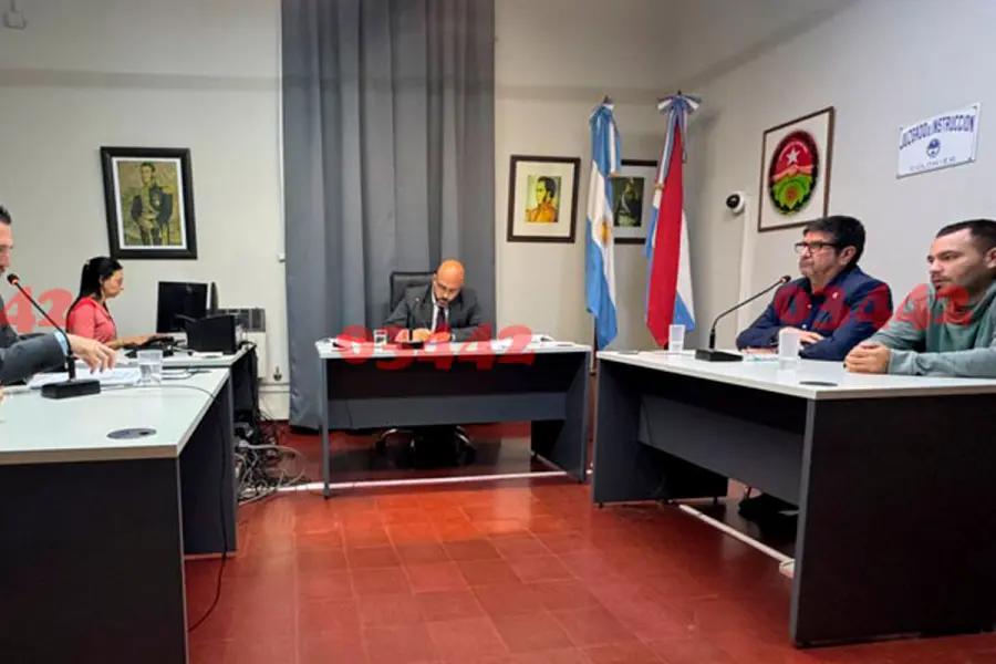 Primera audiencia en Col&oacute;n. Foto: 03442.