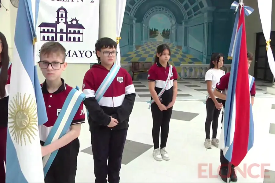 Escuela &ldquo;25 de Mayo&rdquo; celebr&oacute; 120 a&ntilde;os de historia (foto Elonce)