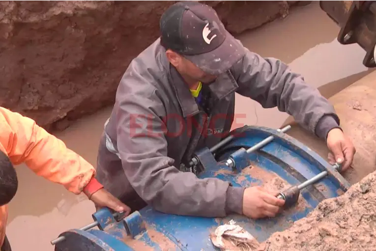 Por obras en la red, podría haber baja presión de agua en algunas zonas de Paraná