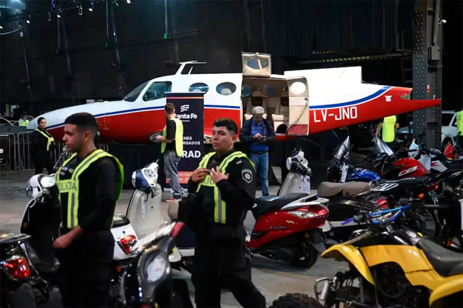 La avioneta fue subastada por $70 millones (foto La Naci&oacute;n)