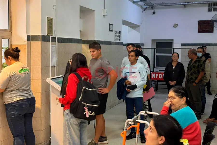 T&oacute;tem digital en hospital San Mart&iacute;n (foto Elonce)