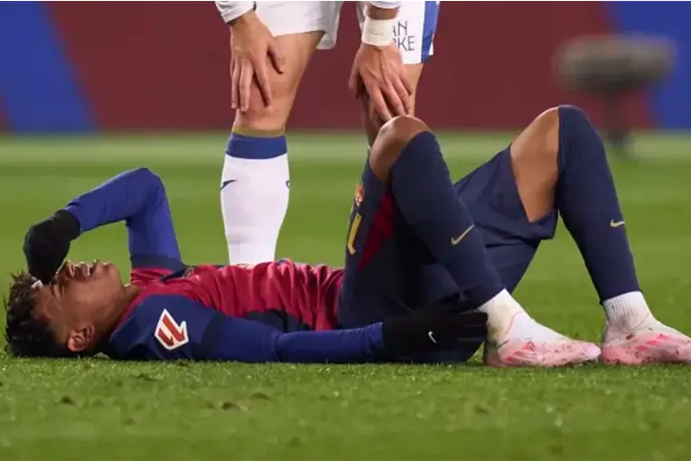 Lamine Yamal se lesionó tras patear un penal y genera incertidumbre su participación en el Mundial
