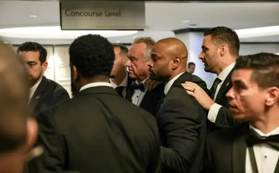 Fueron evacuados varios miembros del gabinete como el Secretario de Salud Robert Kennedy. Cr&eacute;ditos: Reuters