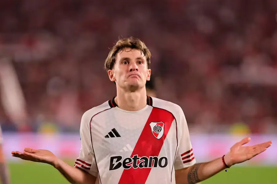 River quiere el liderazgo del grupo.