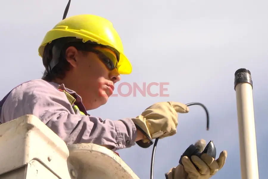 Enersa llev&oacute; su oficina m&oacute;vil a Puerto S&aacute;nchez (foto Elonce)