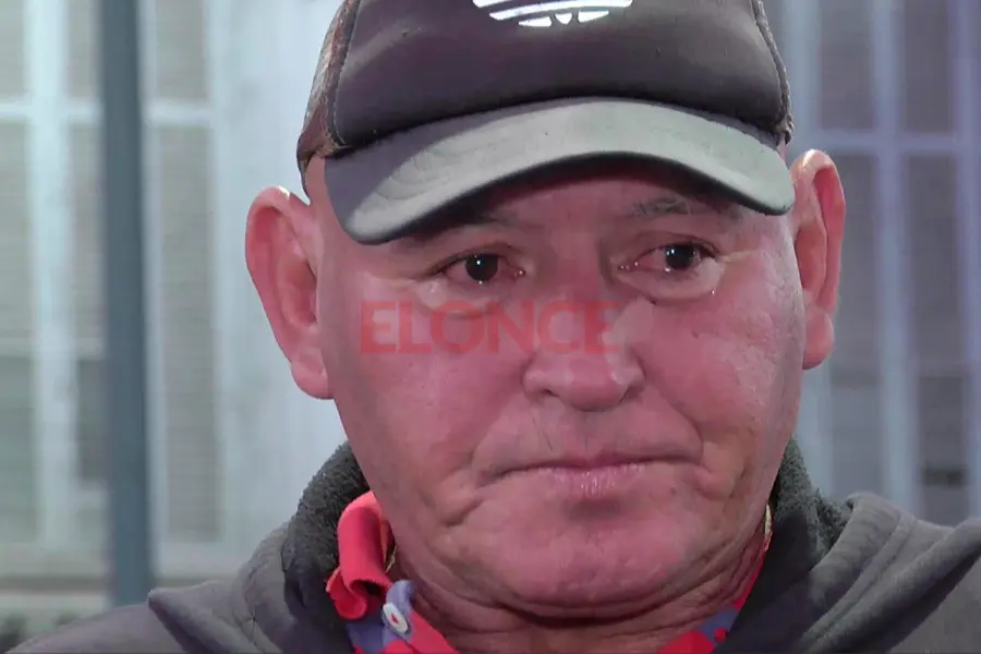 Ram&oacute;n Godoy, afilador (foto Elonce)