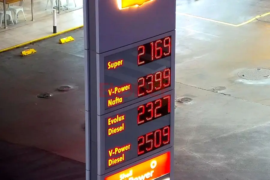 Shell subi&oacute; los precios de sus combustibles.