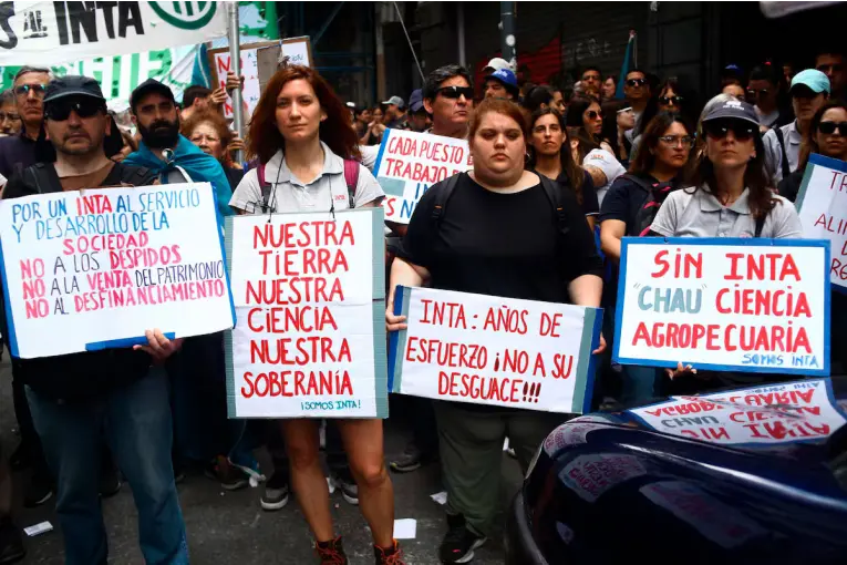INTA avanza con retiros voluntarios y el gobierno aspira a reducir la planta en 950 agentes