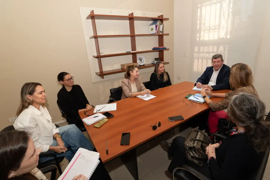 Reuni&oacute;n IAPV con Iprodi.