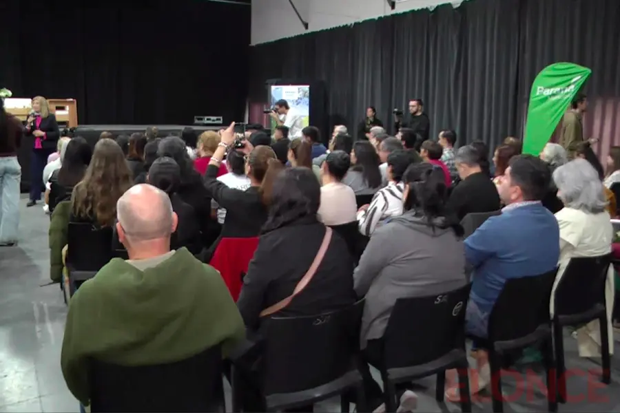 Primer Encuentro de Econom&iacute;a Social (foto Elonce)