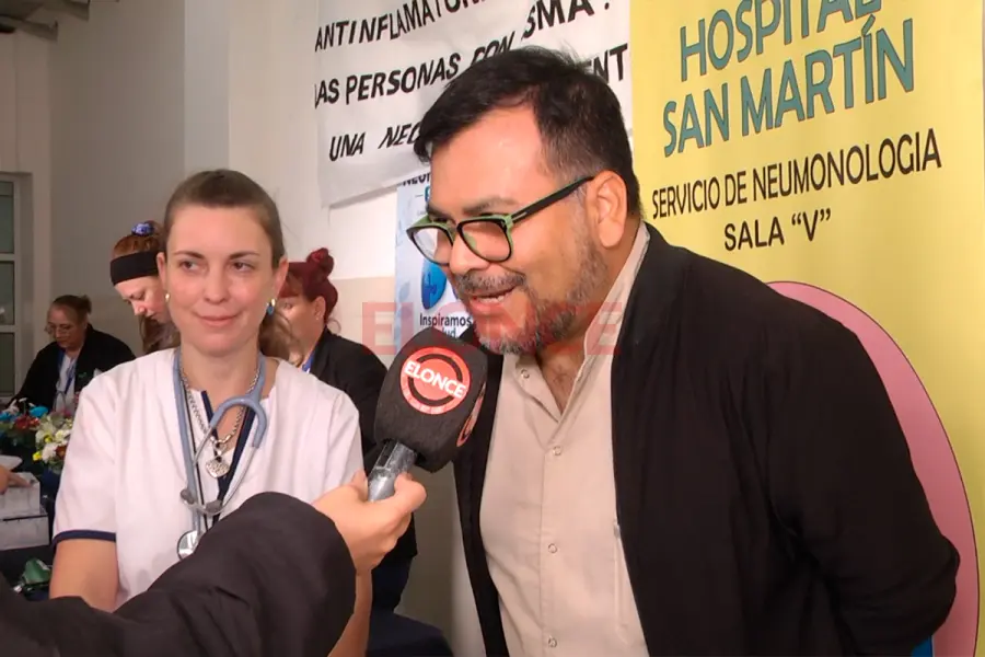 M&eacute;dicos neumon&oacute;logos Daniel Montenegro y Hanna Folmer (foto Elonce)
