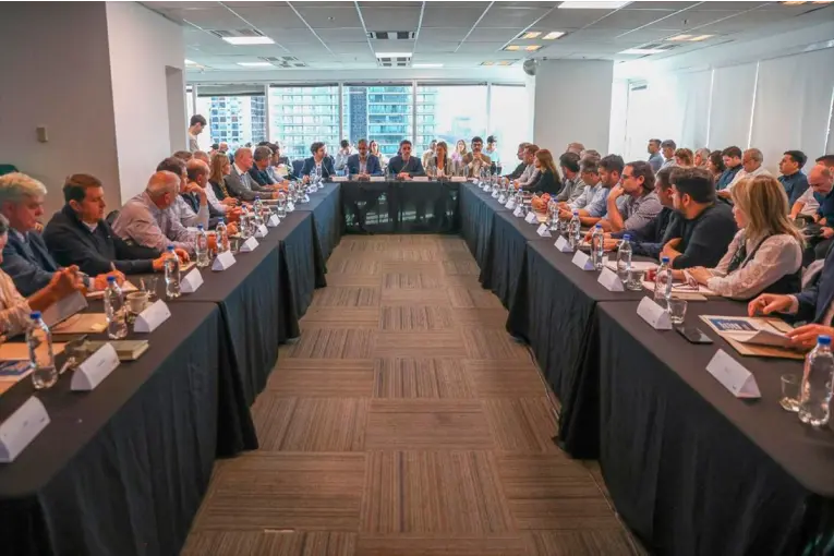 Entre Ríos impulsa agenda de planificación foresto industrial junto al CFI y otras provincias