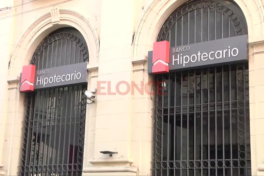 Banco Hipotecario en Paran&aacute; (foto Elonce)