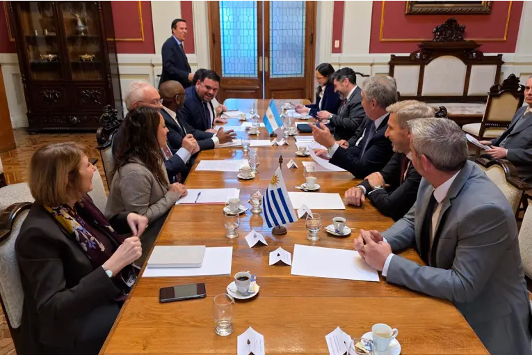 Proyecto de refinería sobre el río Uruguay: Walser celebró que Colón sea incorporada al área de influencia ambiental