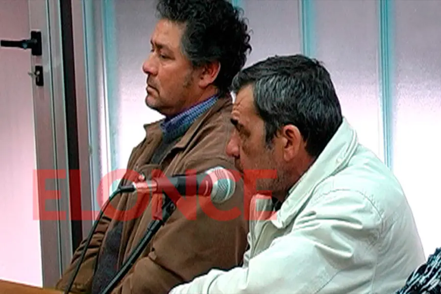 A la izquierda, Jos&eacute; Cassette en 2016, durante el juicio.