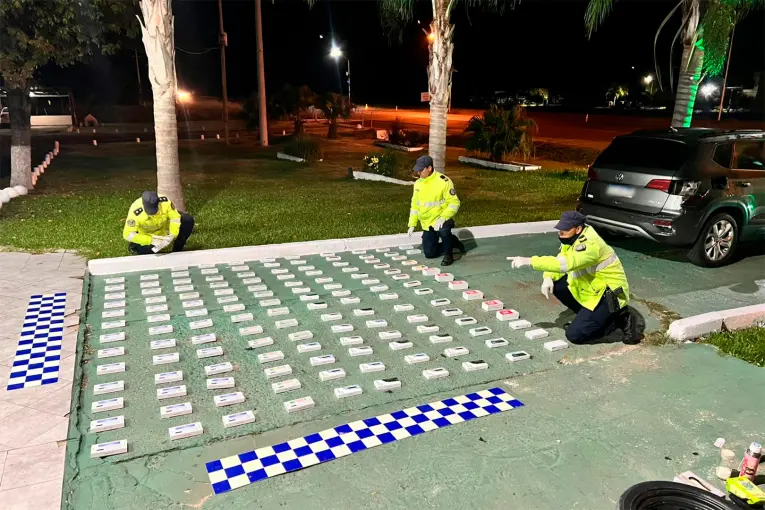 Secuestraron más de 140 celulares en un control vial: están valuados en $80 millones