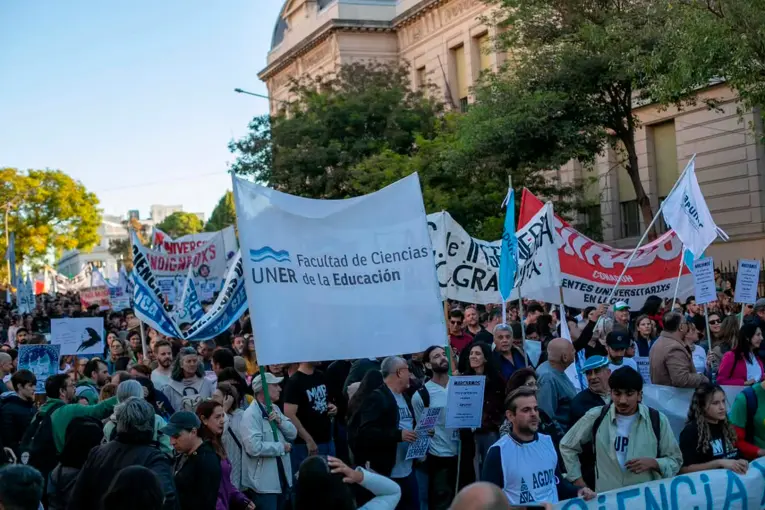 Crisis universitaria: Esto no se soluciona con menos presupuesto, esto se soluciona con más apoyo