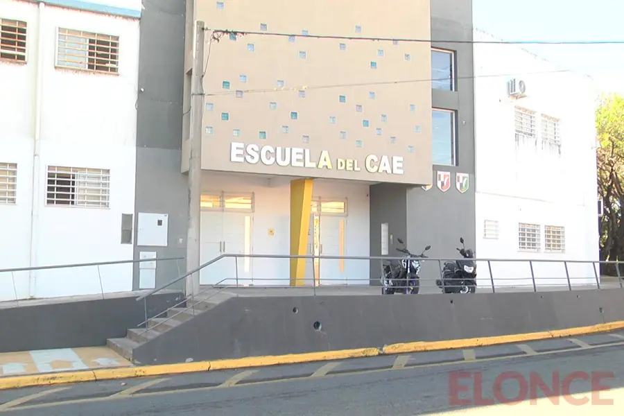 La escuela del CAE ser&aacute; sede de una gran Fiesta de la Solidaridad (foto Elonce)