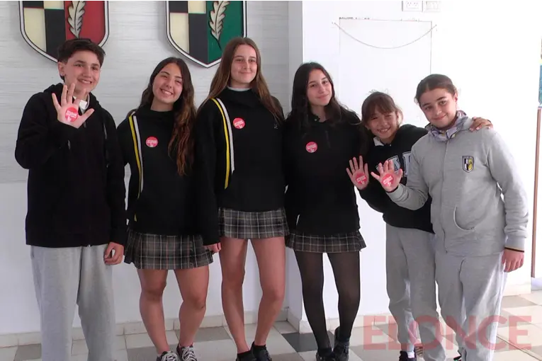Ayudar Hace Bien: Escuela del CAE impulsa colecta de útiles para instituciones educativas