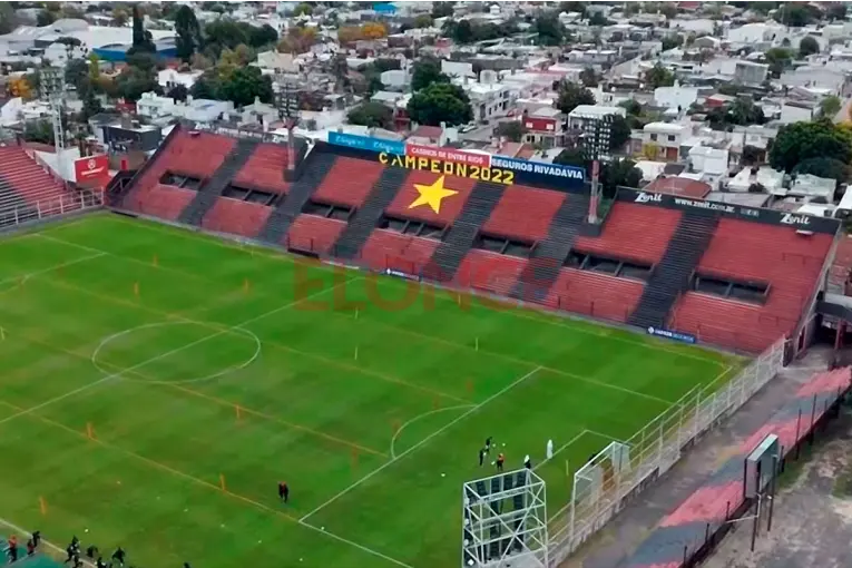 Socios de Patronato aprobaron el proyecto para realizar recitales en el estadio Grella