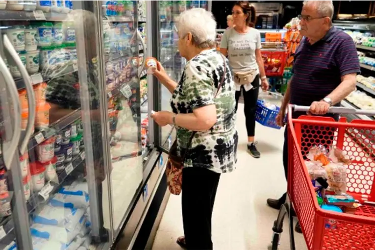 Inflación y salarios: El poder de compra es cada vez menor y el Gobierno lo quiere así, afirmaron desde CEPA