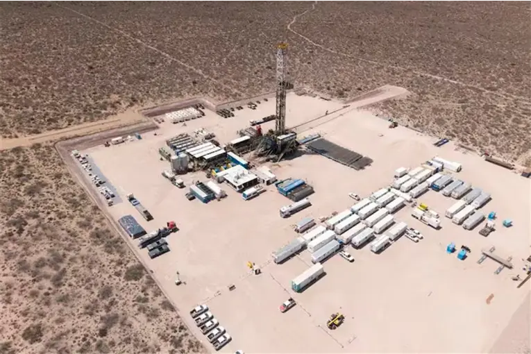 YPF proyecta invertir USD 25.000 millones para acelerar el desarrollo de Vaca Muerta