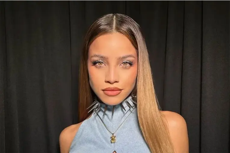 Rumorean que Emilia Mernes "estaría embarazada" y crece la expectativa entre sus fans