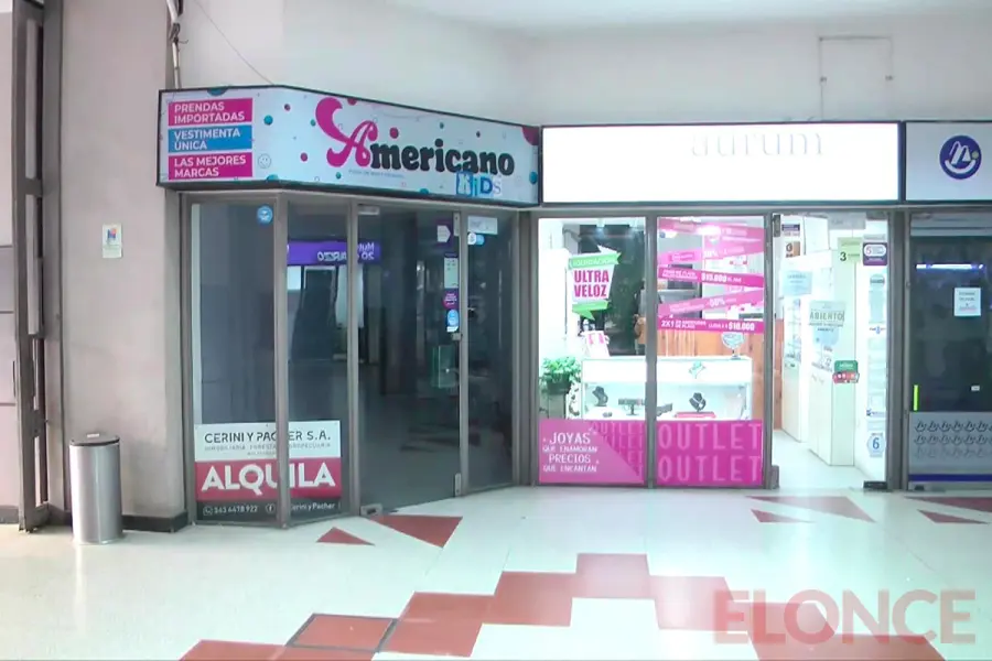 Cierre de locales comerciales en Paran&aacute; (foto Elonce)
