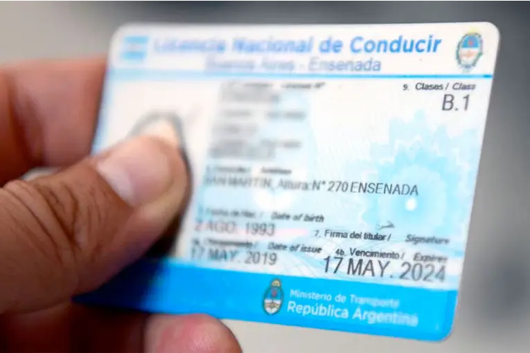 Deudores alimentarios no podrán renovar licencias profesionales: "Ni habilitaciones, ni concesiones ni permisos"