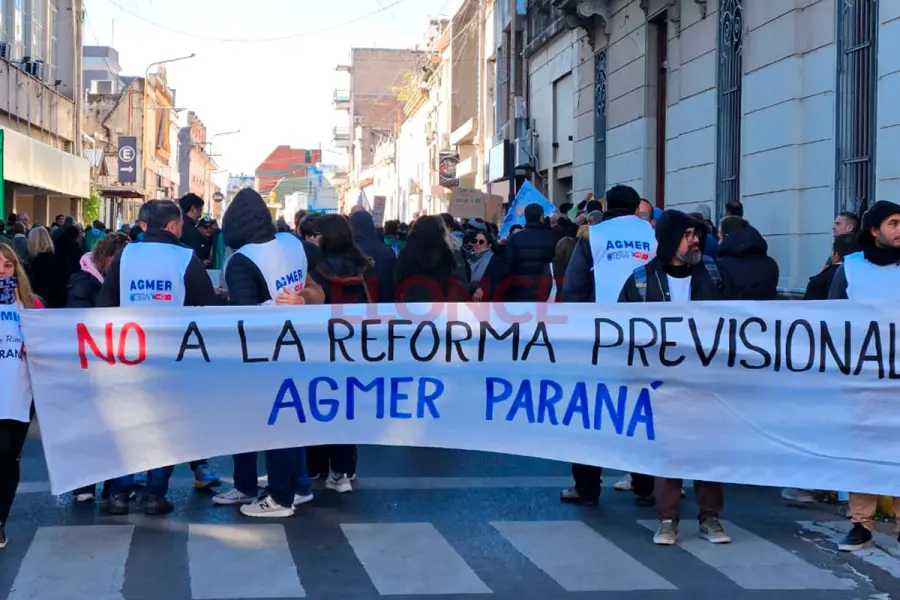 Multisectorial en Defensa de la Caja (foto Elonce)
