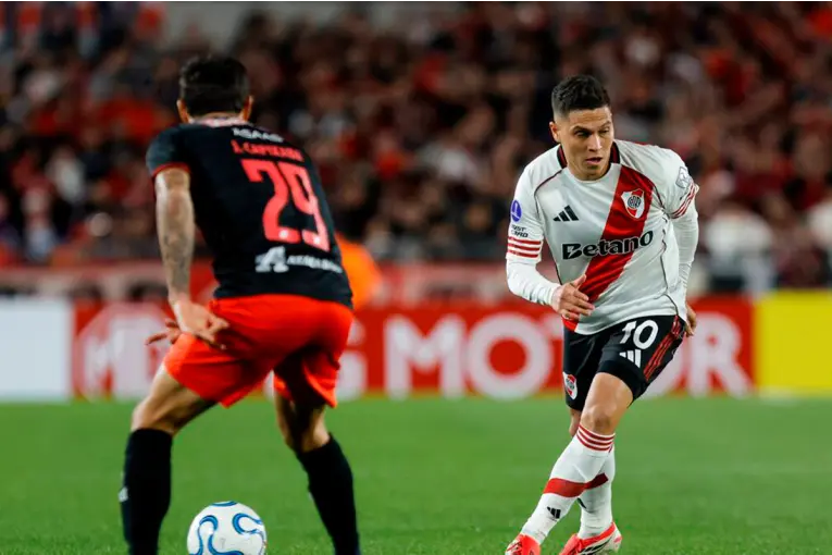 Bragantino sorprende a River y le gana 1-0 en el Monumental por la Copa Sudamericana