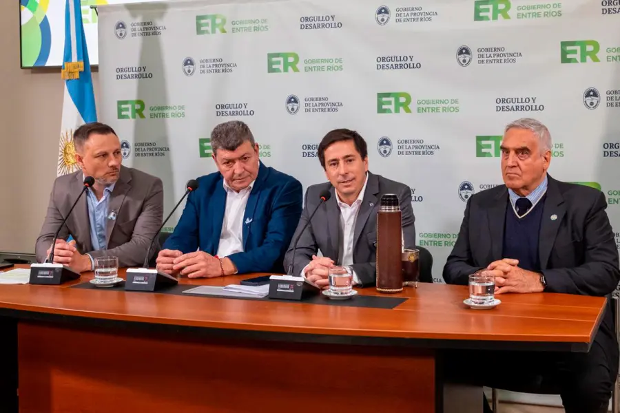 Cr&eacute;ditos hipotecarios IAPV Ra&iacute;ces (foto Gobierno de Entre R&iacute;os)