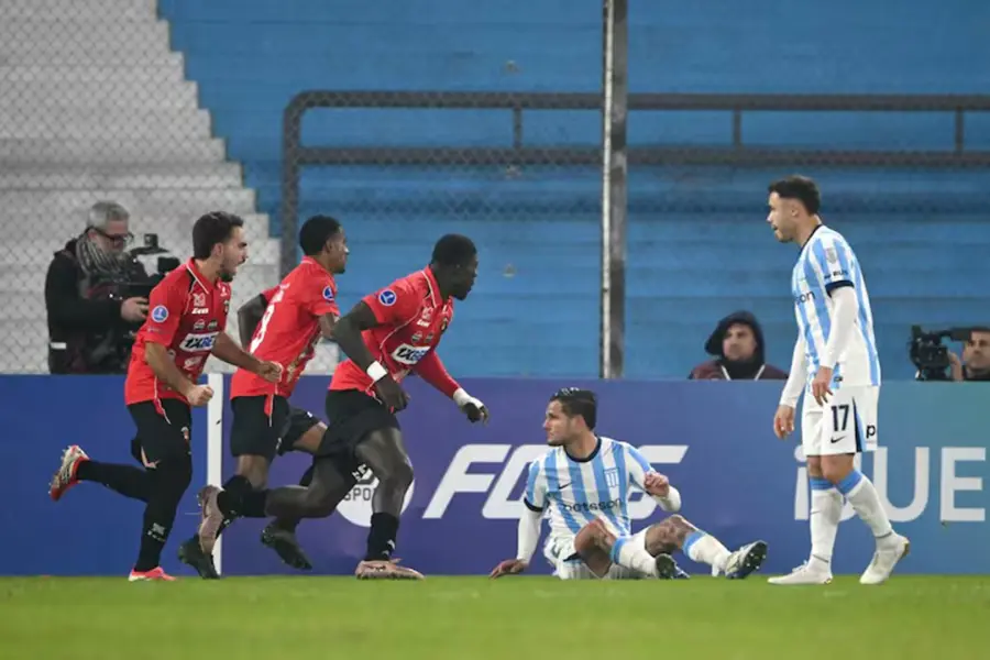 Racing se qued&oacute; afuera. Foto: La Naci&oacute;n.