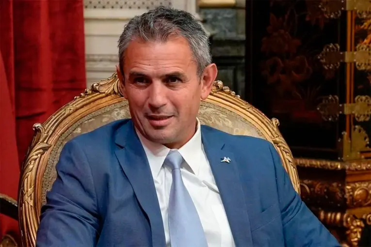 No subestimen al Presidente, la respuesta de Martín Menen a Santiago Caputo