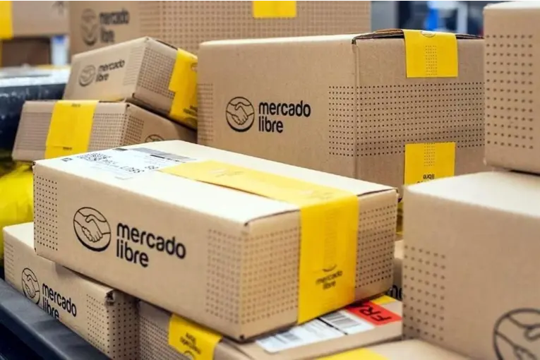 Inédito fallo: la Justicia condenó a Mercado Libre y Andreani a pagar una indemnización a un consumidor