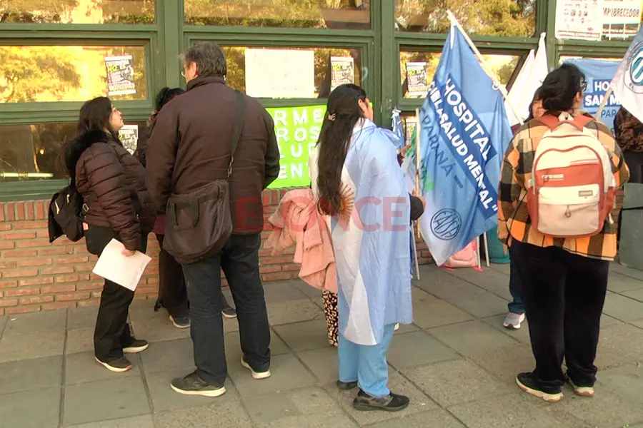 Olla popular de empleados de Salud P&uacute;blica (foto Elonce)
