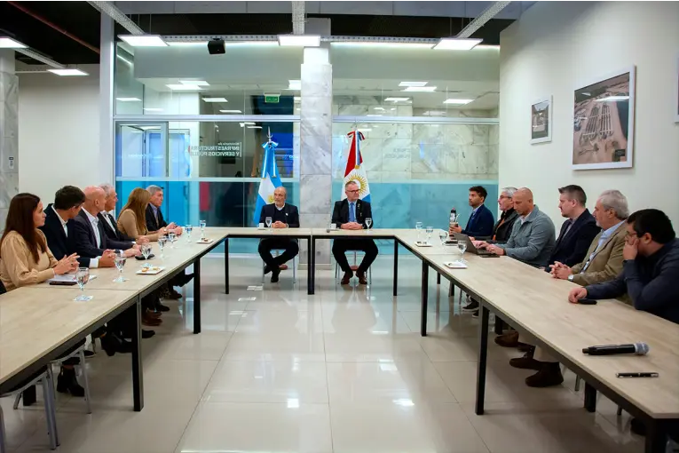 Entre Ríos, Córdoba y Santa Fe fortalecen la integración regional en infraestructura