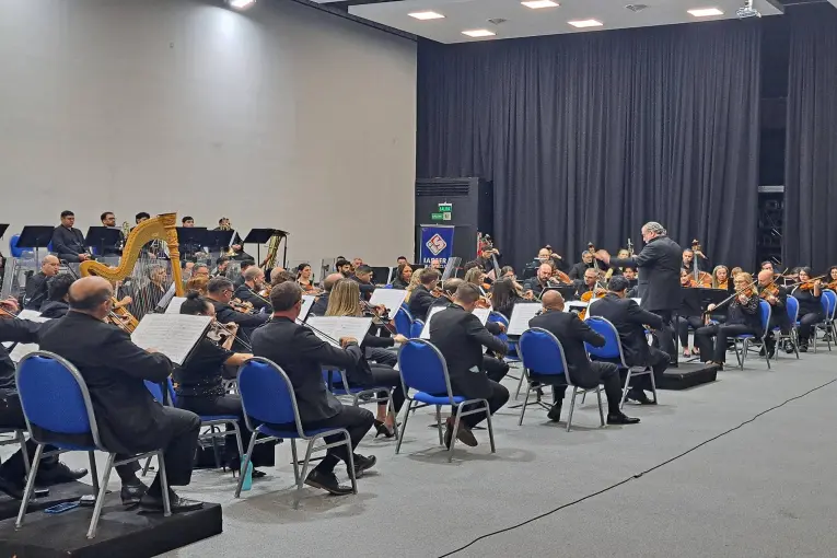 La Sinfónica de Entre Ríos presenta dos obras cumbre del repertorio ruso en La Vieja Usina
