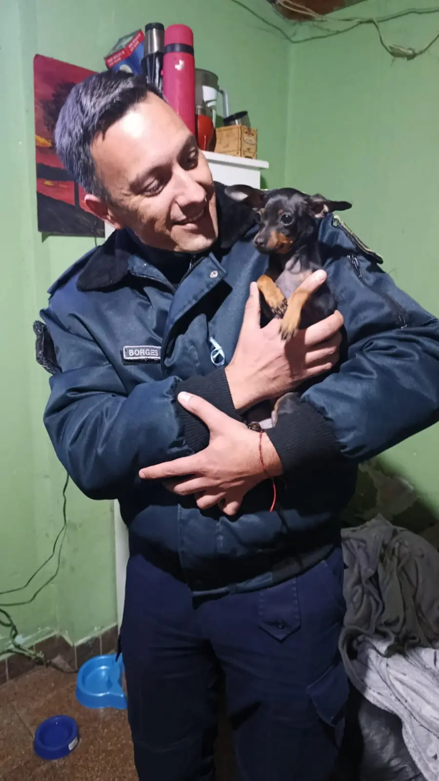 Recuperaron un perro por un caso de maltrato animal en Paran&aacute; (foto Polic&iacute;a de Entre R&iacute;os)