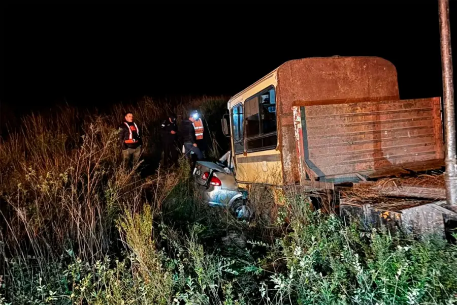 Tragedia vial en Corrientes (foto FM La Ruta 95.7Mhz)