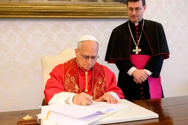 En su primera encíclica, el Papa pidió que la inteligencia artificial esté al servicio de la humanidad