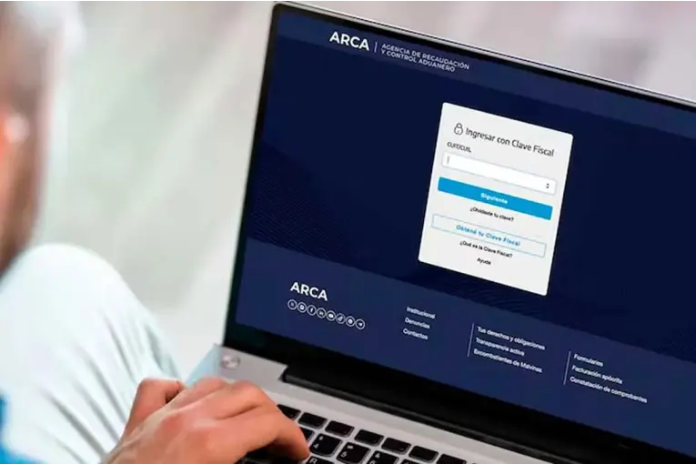 ARCA actualizará el monotributo en junio: cambian cuotas y topes de facturación