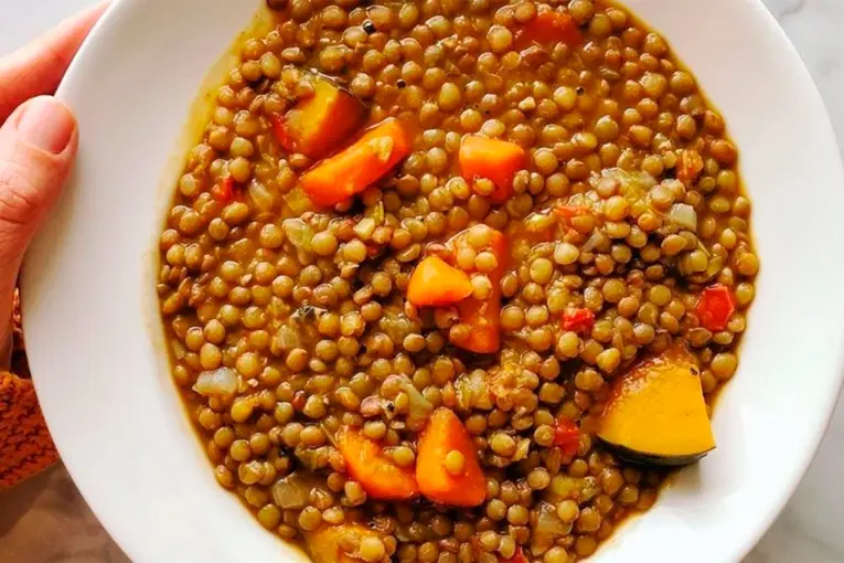 Qué comidas ayudan a combatir el frío sin descuidar la salud