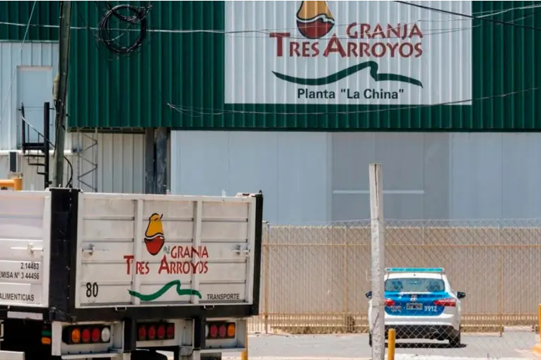 Granja Tres Arroyos analiza una reapertura escalonada tras el cierre de la planta