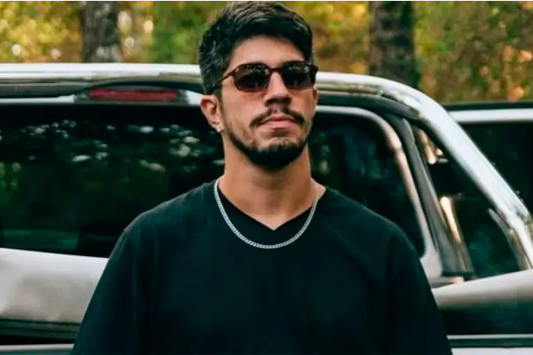 Estaba desnuda, salió corriendo: el antecedente judicial de Barrelier, único detenido por el caso Agostina Vega