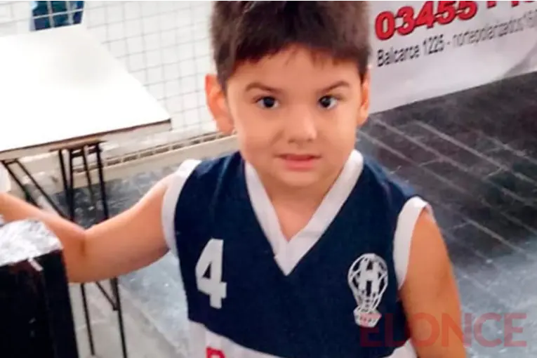 Piden ayuda para Agustín, el niño entrerriano que necesita un medicamento millonario