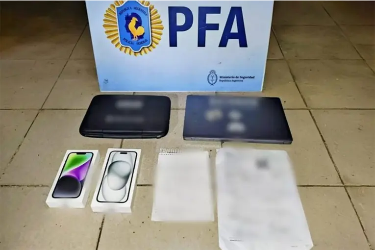 Desbarataron una red de hackers que robaba datos del Estado: hubo allanamientos en Paraná