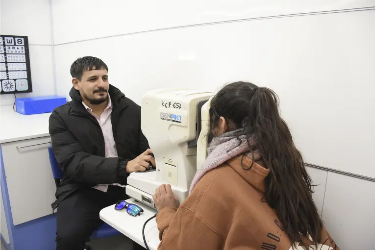 En junio realizarán controles oftalmológicos a niños en edad escolar para la entrega de anteojos