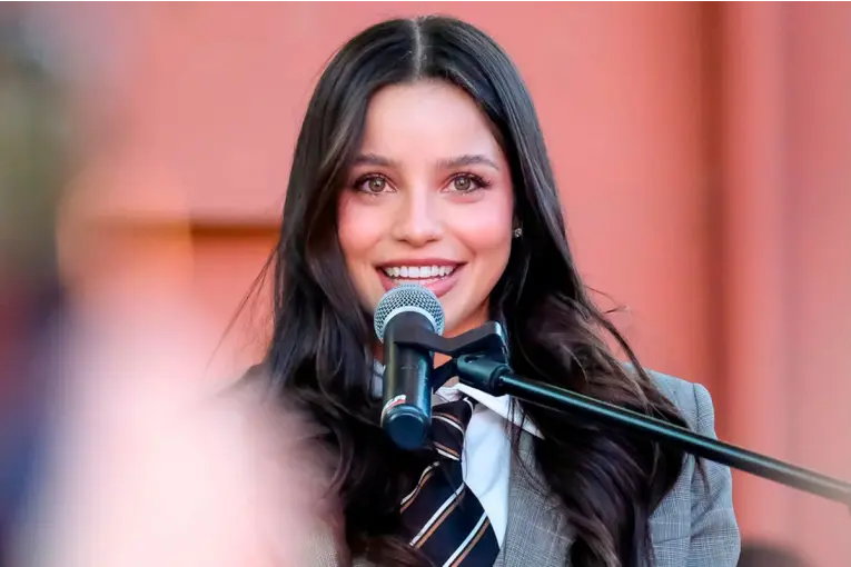 Emilia Mernes, ciudadana ilustre: Aluani la destacó como un ejemplo para los jóvenes