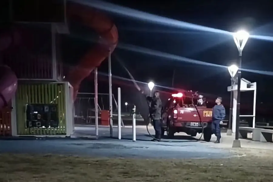 Incendio del tobog&aacute;n.
